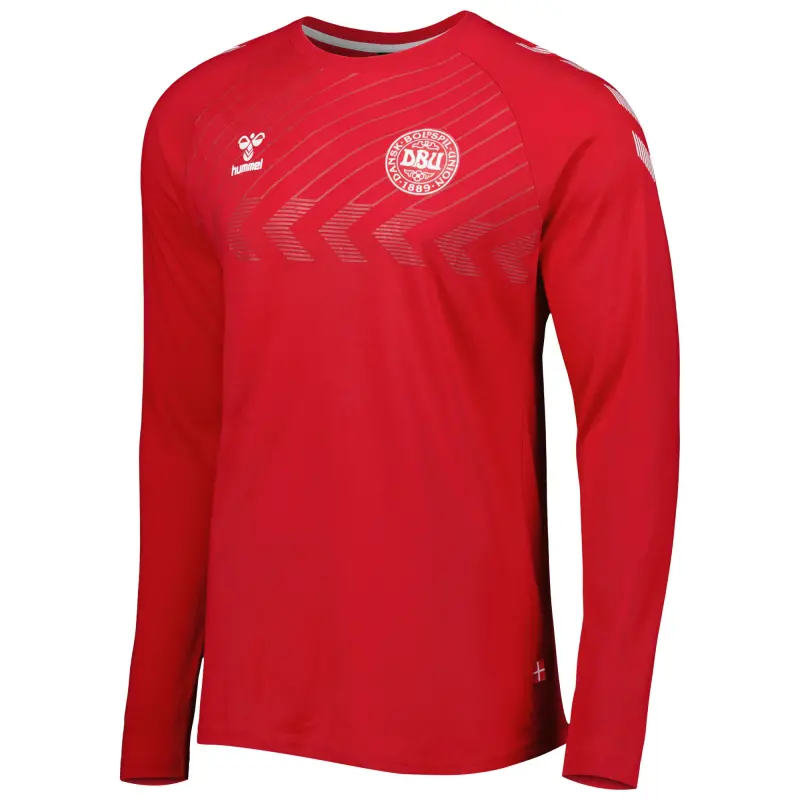 Australia National Team Store – Denmark National Team Fan Raglan Long Sleeve T-Shirt – Red Football Gear Selection
